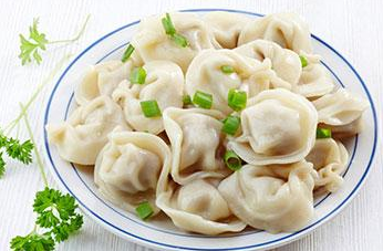 怎么煮餃子才能讓餡熟透，又不會(huì)煮破皮？